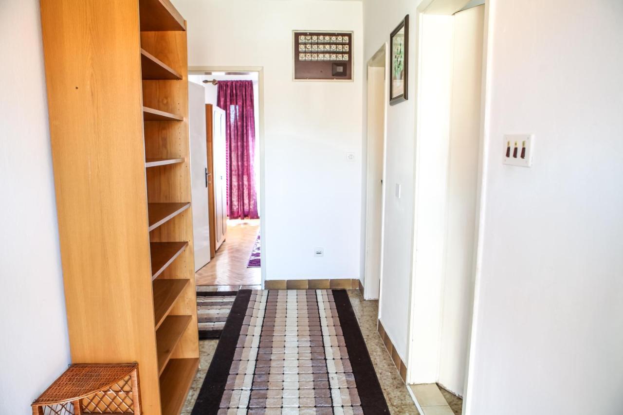 Apartment Dejan เซทินเจ ภายนอก รูปภาพ